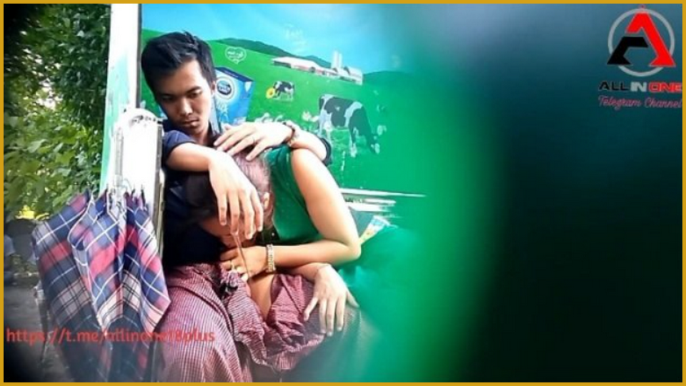 စော်လေးပုလွေမှုတ်တော်ချက် ဘဲကိုအရမ်းချစ်တာ